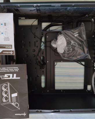 Sharkoon TG4 RGB PC-Case