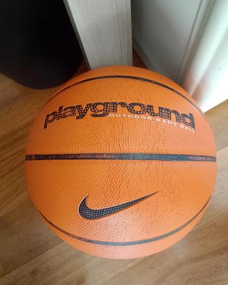 pallone da basket playground nike