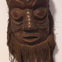Due maschere tribali africane