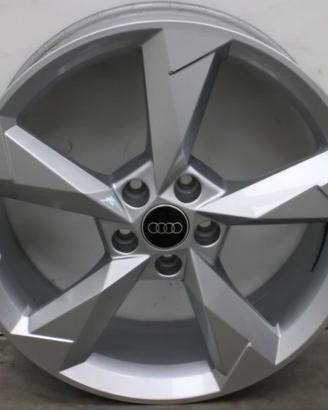 Cerchi lega originale Audi Q3 s.line misura 19