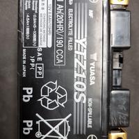 Batteria yamaha r6 Yuasa YTZ10S
