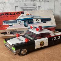 AUTO POLIZIA IN LATTA ICHIKO a battetia in scatola
