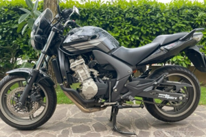 Honda cbf 600 n (hornet sport tourer)