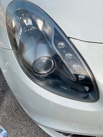 Faro dx alfa romeo Giulietta
