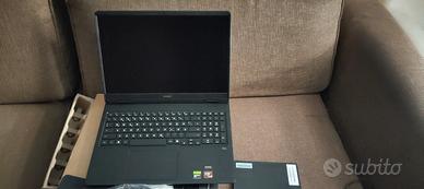 HP OMEN 16 RTX 5070 Ryzen 9 8940HX 1TB SSD
