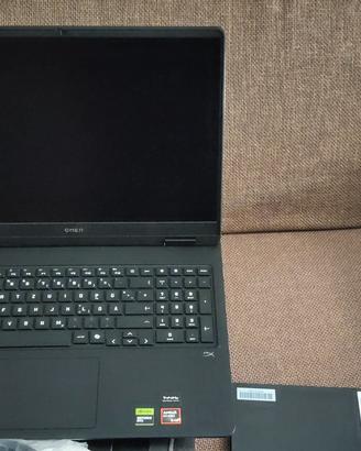 HP OMEN 16 RTX 5070 Ryzen 9 8940HX 1TB SSD
