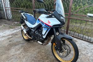 Honda transalp 750 2025