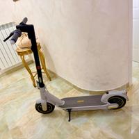 Monopattino nineboat g30