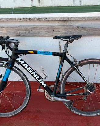 Bici da corsa Magnum