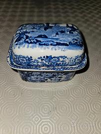 Portasapone Wedgwood composto da 3 parti