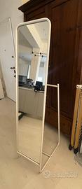 Specchio bianco da terra