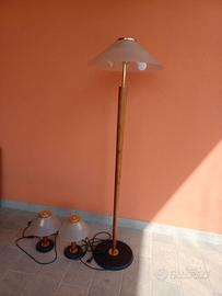 Lampada a stelo con rispettive abat jour