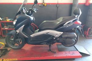  Yamaha x-max 125cc 