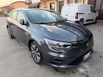 Renault Megane Mégane Sporter Blue dCi 115 CV EDC 