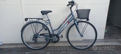 bici in alluminio con cambio