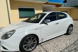 Giulietta Distinctive 2.0 140 JTDM-2