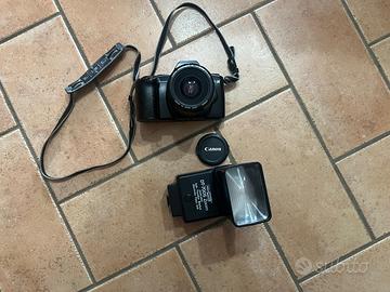 Macchina fotografica Canon EF-M+35-80mm+Flash