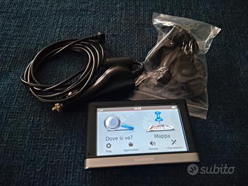 Navigatore GARMIN pari al nuovo
