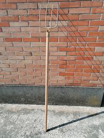 Forcone con manico in legno