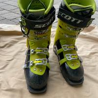 Scarponi scialpinismo freeride Scott Cosmos