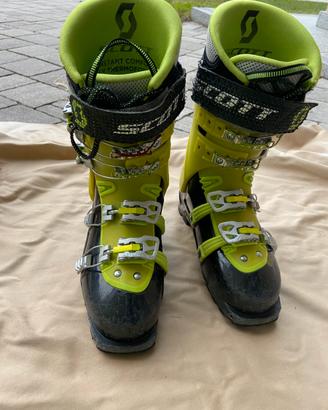 Scarponi scialpinismo freeride Scott Cosmos