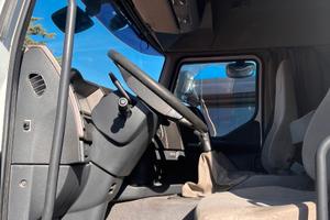 Renault premium 450