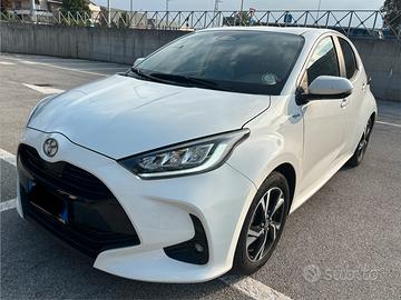 Toyota Yaris 1.5 HYBRID allestimento TREND