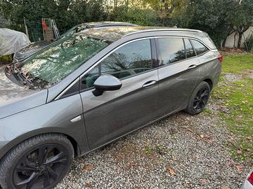 Ope astra tourer station familiare