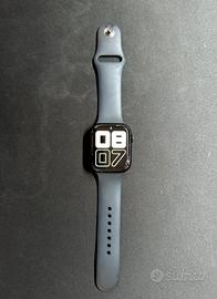 Apple watch series 8