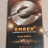 Ember, Il mistero della città diVendo libro d luce