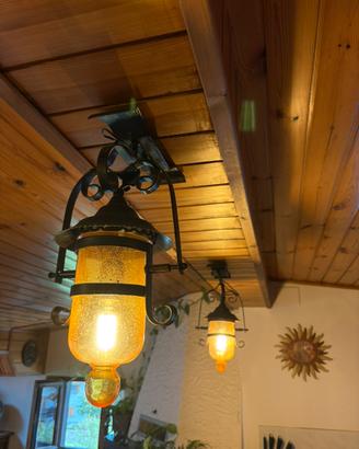 3 lampade in vetro e ferro battuto