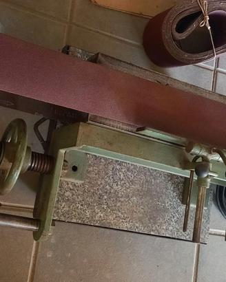 LEVIGATRICE / SMERIGLIARICE A NASTRO