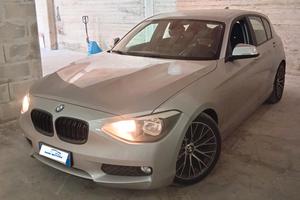 Bmw 118 118d 5 porte Unique
