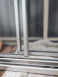 porte vetro satinato telaio allum. guide di scorr