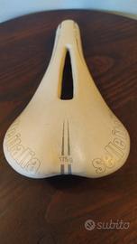 sella per bicicletta 