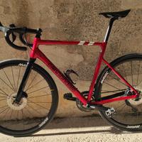 Cannondale caad 13 105 DI2  L ( 56 )