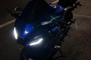 Yamaha YZF R125 2025 (4 anni garanzia)