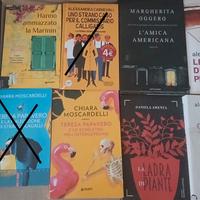 Lotto libri gialliste italiane