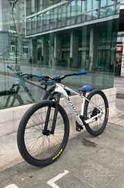 Sava Fjoll 4.0 wheelie bike