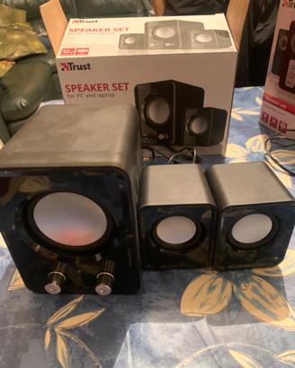 Altoparlanti stereo trust ziva