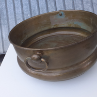 Portavaso con anelle e piedini