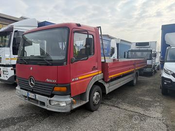 Mercedes Atego 815