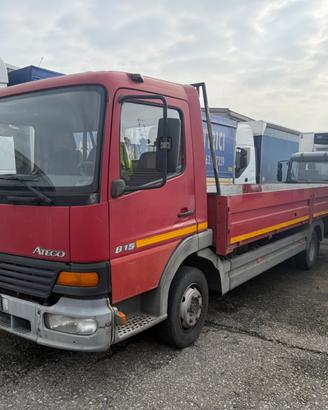 Mercedes Atego 815