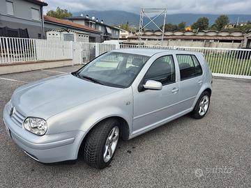 Golf IV 1.6 benzina