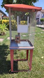 Spaziosa gabbia per uccelli