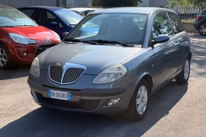Lancia Ypsilon 1.2 Oro Bianco