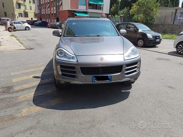 PORSCHE CAYENNE S