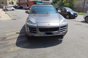 PORSCHE CAYENNE S