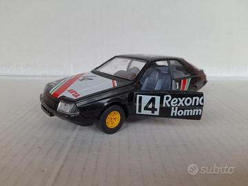 MODELLO AUTO RENAULT FUEGO BURAGO