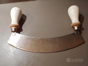 Coltello Mezzaluna